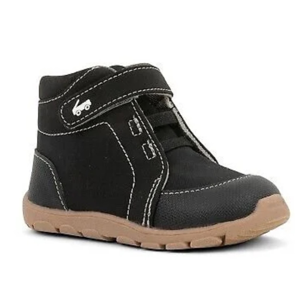 See Kai Run Basics Toddler Quinn Sneakers NEW